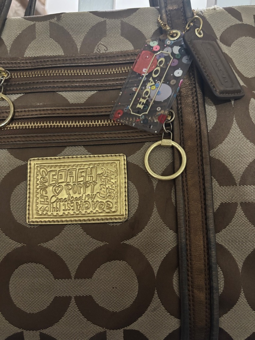 Vintage Y2K Coach Poppy Gold and Brown/Tan Tote Bag with 2 Coach Hang Tags - Picture 2 of 8